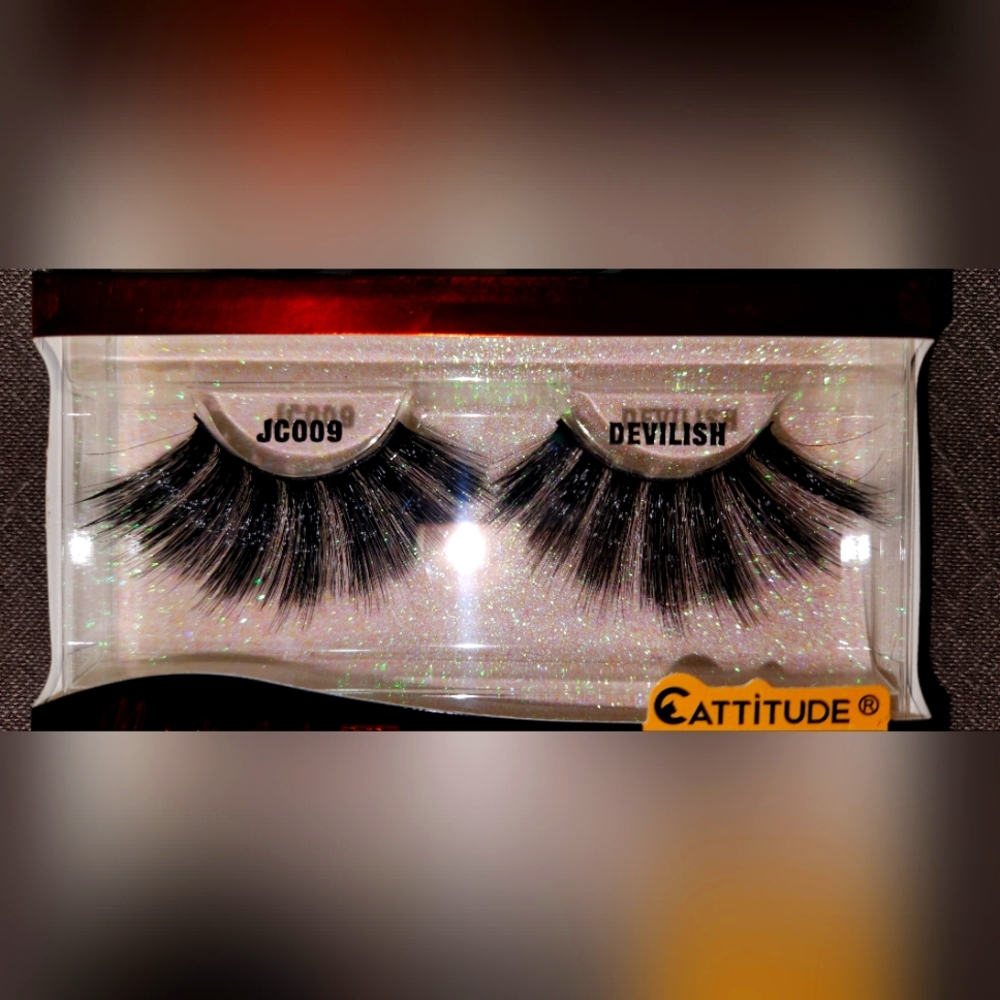 DEVILISH Majestic Cat Eyelashes by EBIN